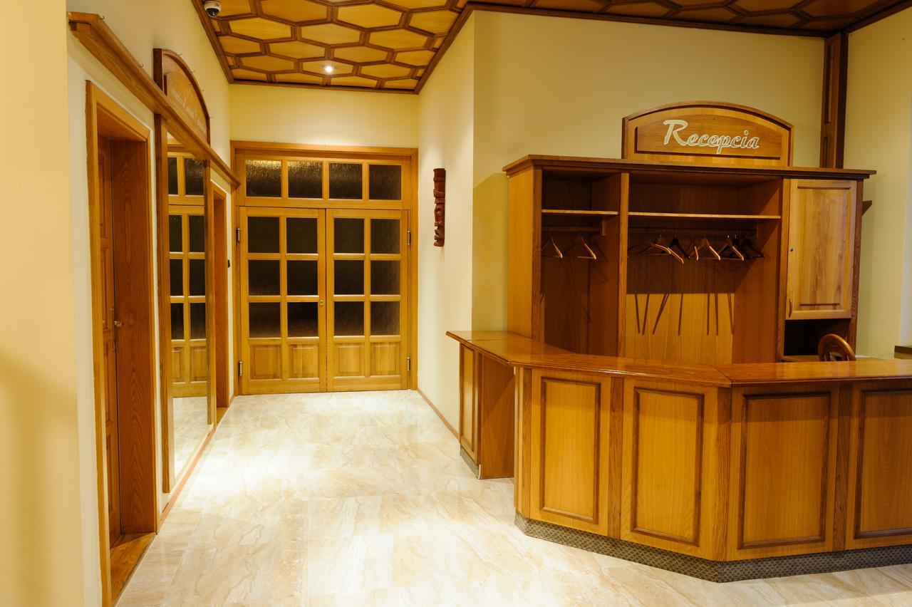 Hotel David Velke Bosany Экстерьер фото