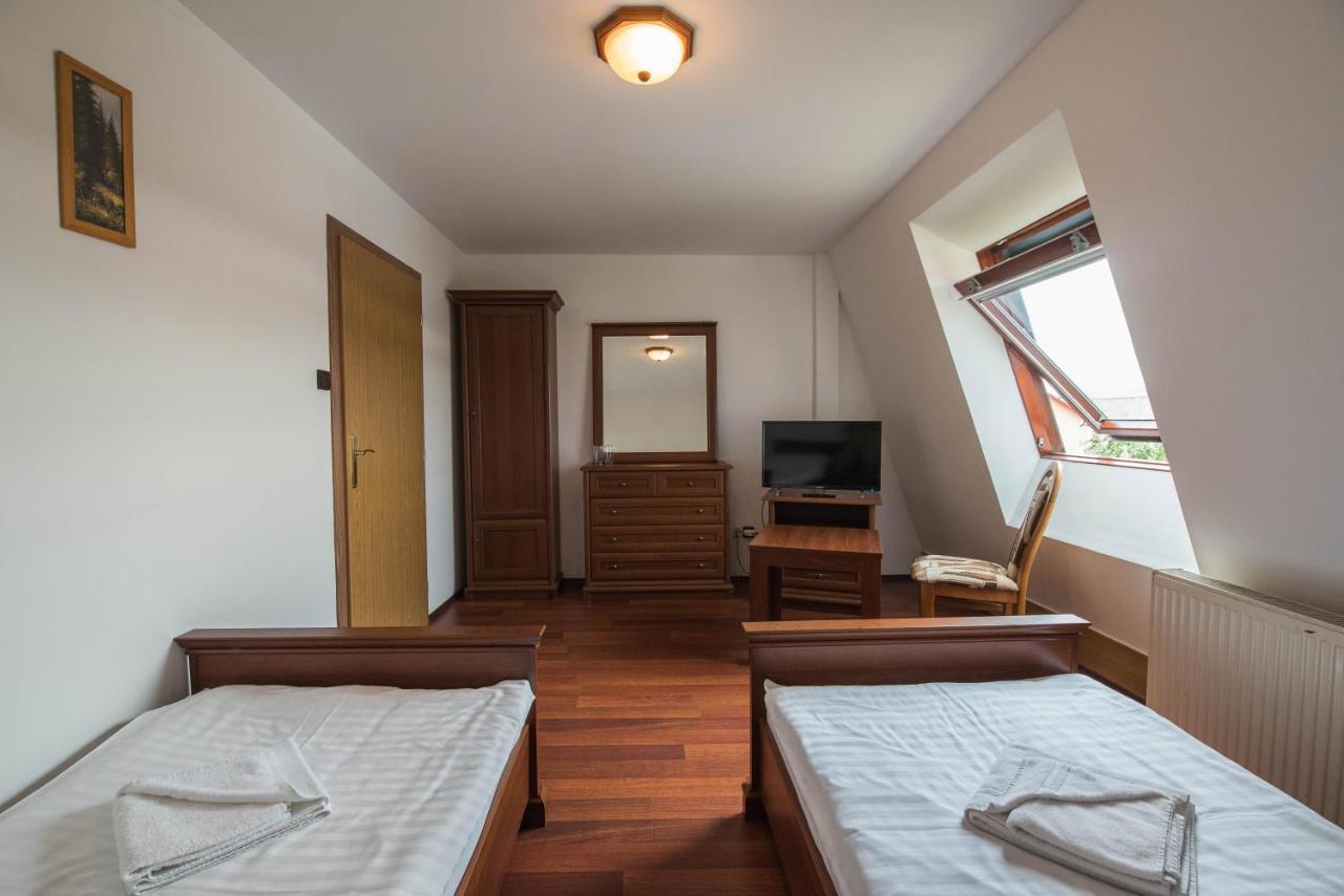 Hotel David Velke Bosany Экстерьер фото